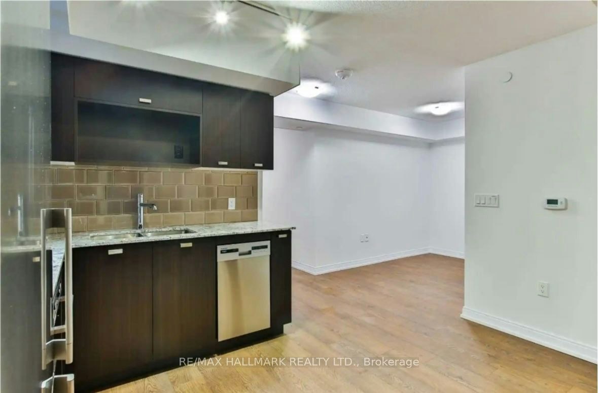 1825-275 Village Green Square, Toronto, ON, M1S 0L7 - 3