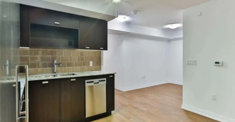 1825-275 Village Green Square, Toronto, ON, M1S 0L7 - 3