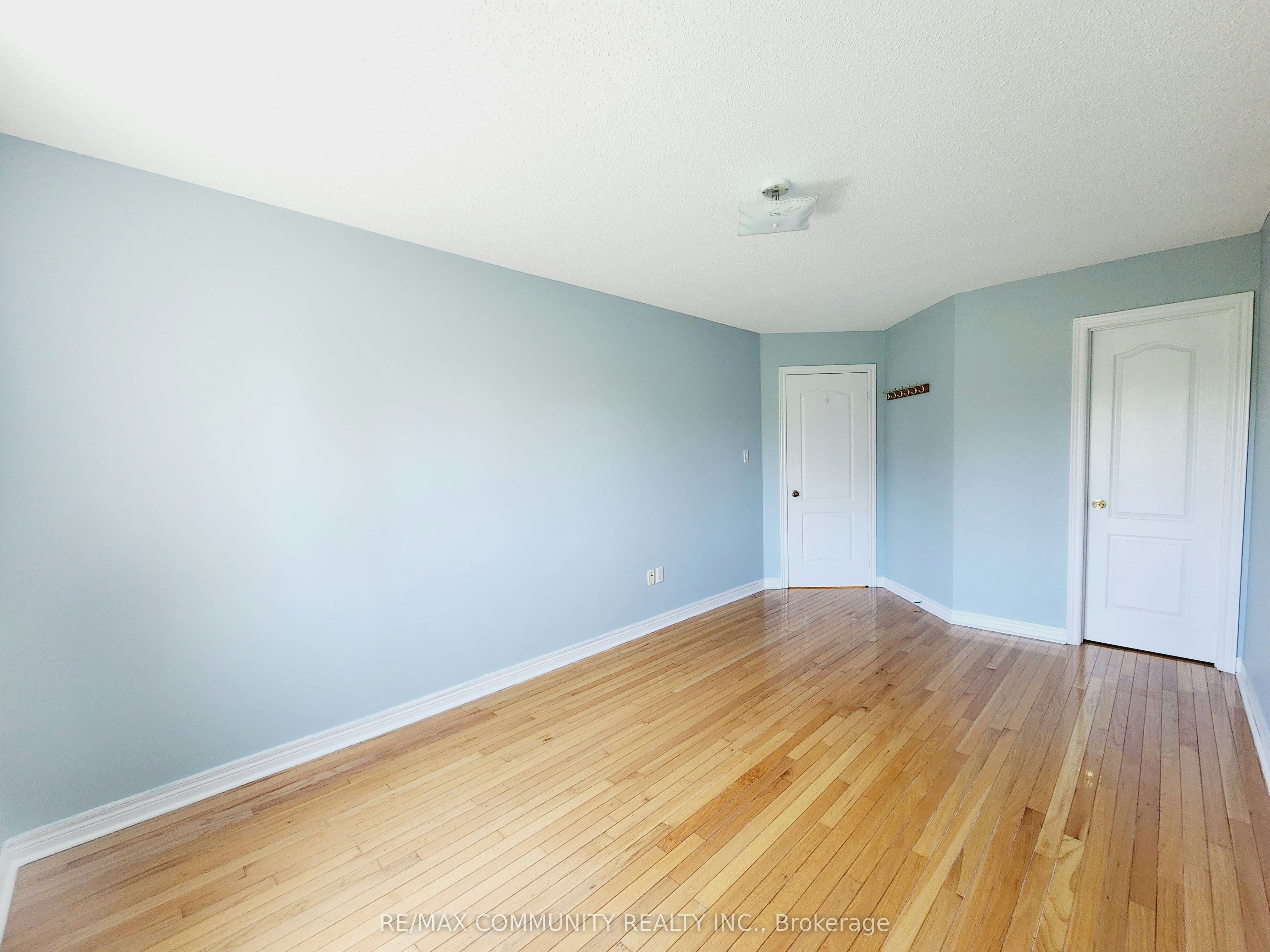 Main-61 Chartway Boulevard, Toronto, ON, M1C 5J1 - 26