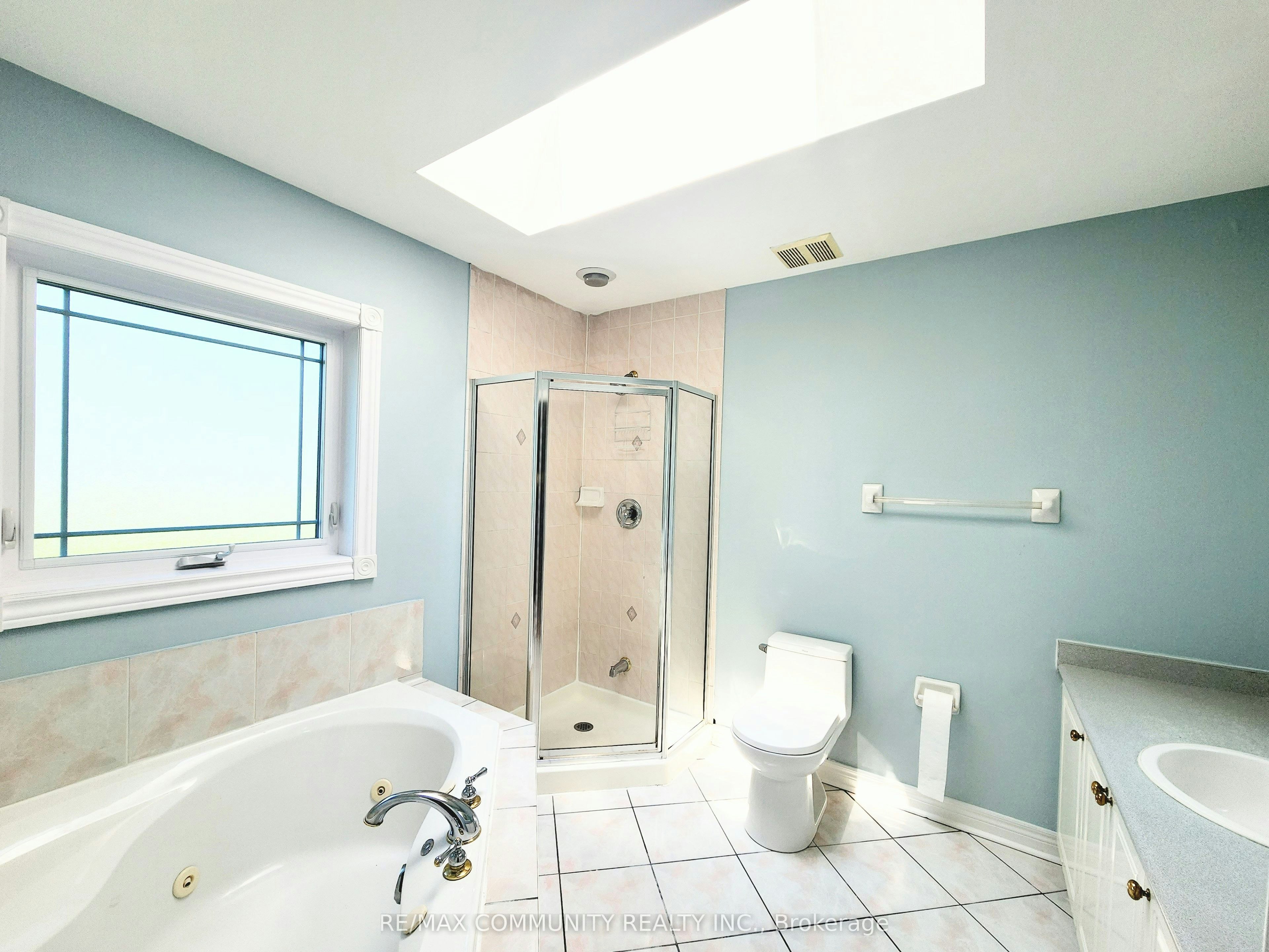 Main-61 Chartway Boulevard, Toronto, ON, M1C 5J1 - 27