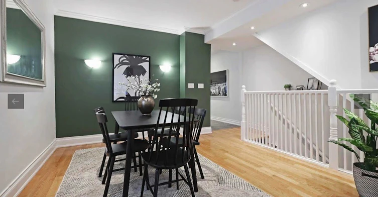98 Hastings Avenue, Toronto, ON, M4L 2L2 - 7