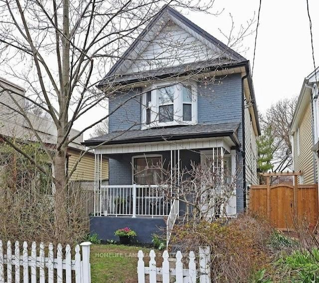 98 Hastings Avenue, Toronto, ON, M4L 2L2