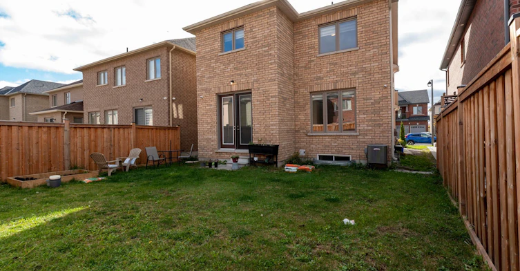 Upper-2523 Orchestrate Drive, Oshawa, ON, L1L 0R3 - 5