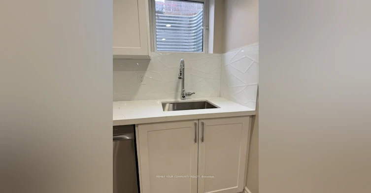 Basement Apartment-66 Vanessa Place, Whitby, ON, L1N 6T3 - 6