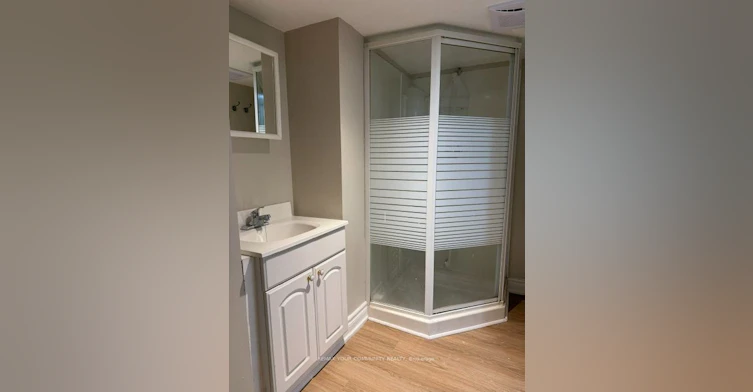 Basement Apartment-66 Vanessa Place, Whitby, ON, L1N 6T3 - 11
