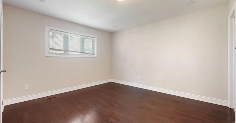 21 Cleethorpes Boulevard, Toronto, ON, M1S 2S7 - 20