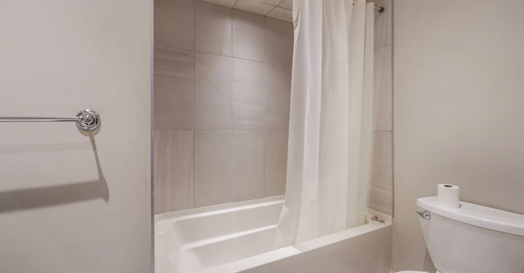 21 Cleethorpes Boulevard, Toronto, ON, M1S 2S7 - 18