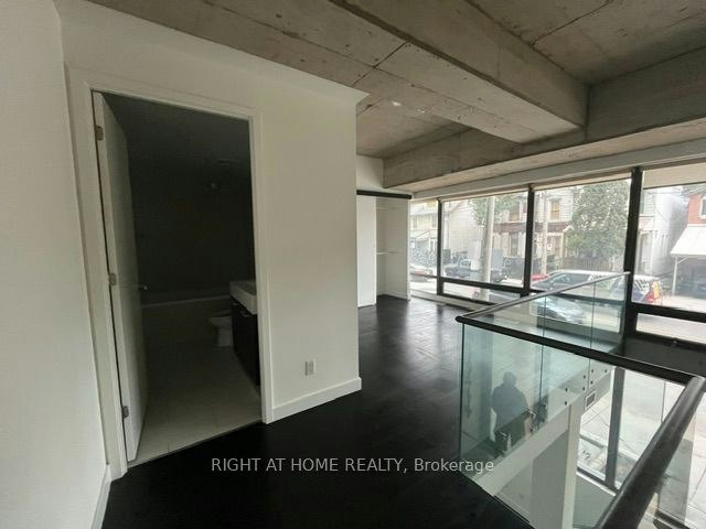 90 Broadview Avenue, Toronto, ON, M4M 0A7 - 4