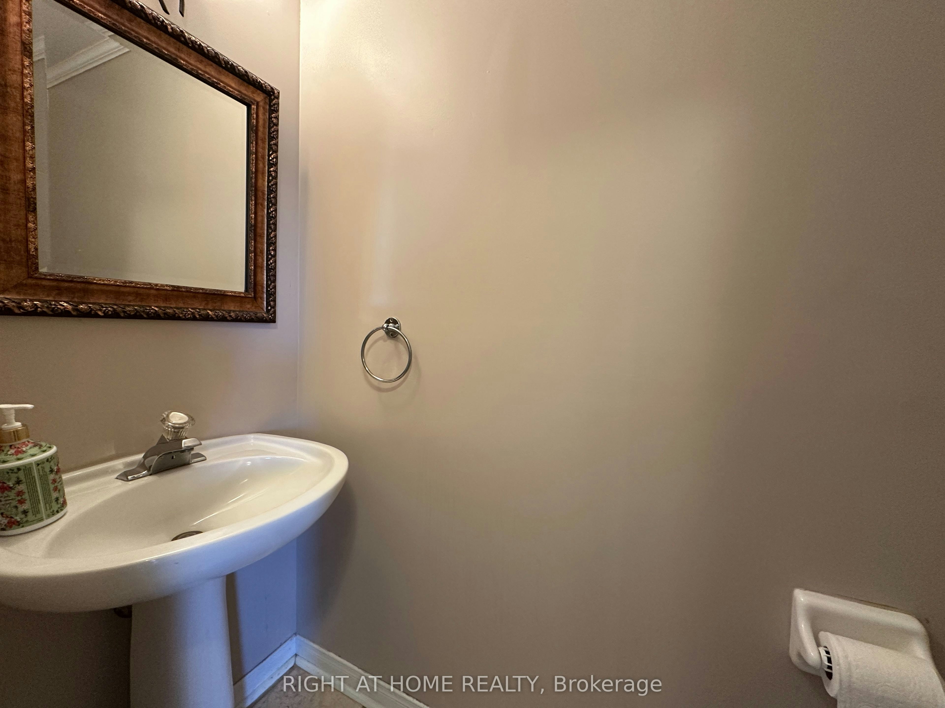 50 Blacksmith Lane, Whitby, ON, L1P 1N1 - 17