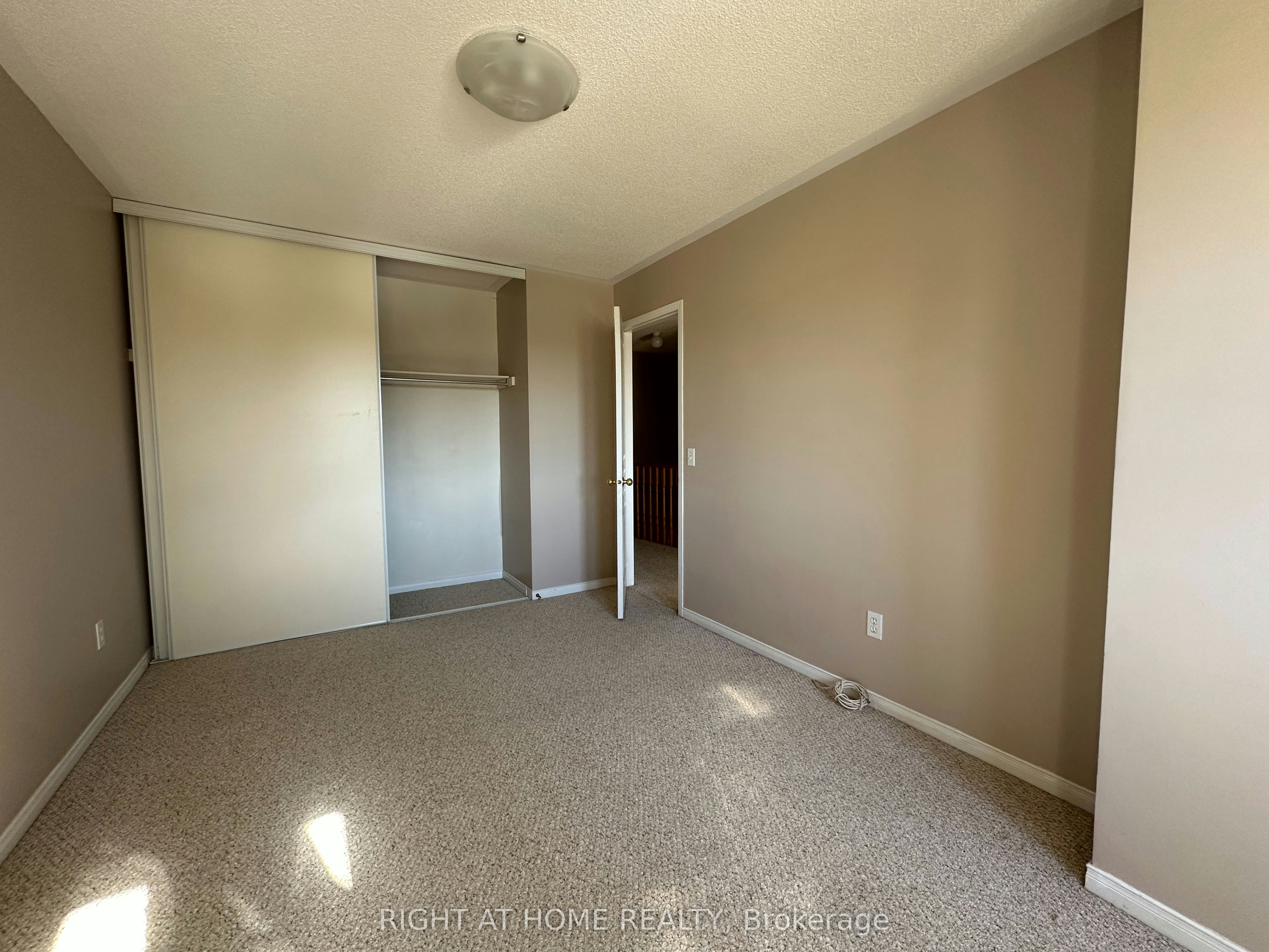 50 Blacksmith Lane, Whitby, ON, L1P 1N1 - 12