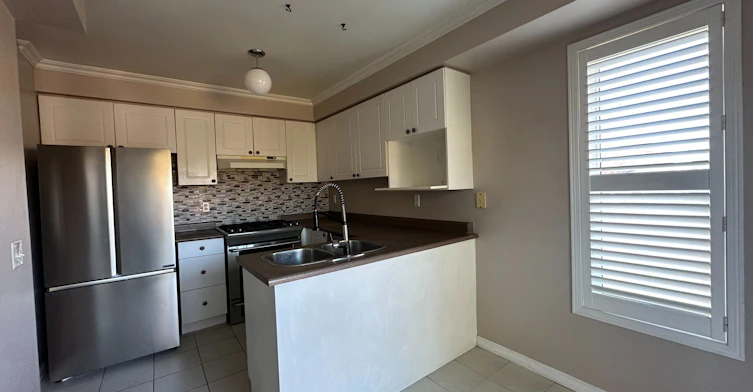 50 Blacksmith Lane, Whitby, ON, L1P 1N1 - 8