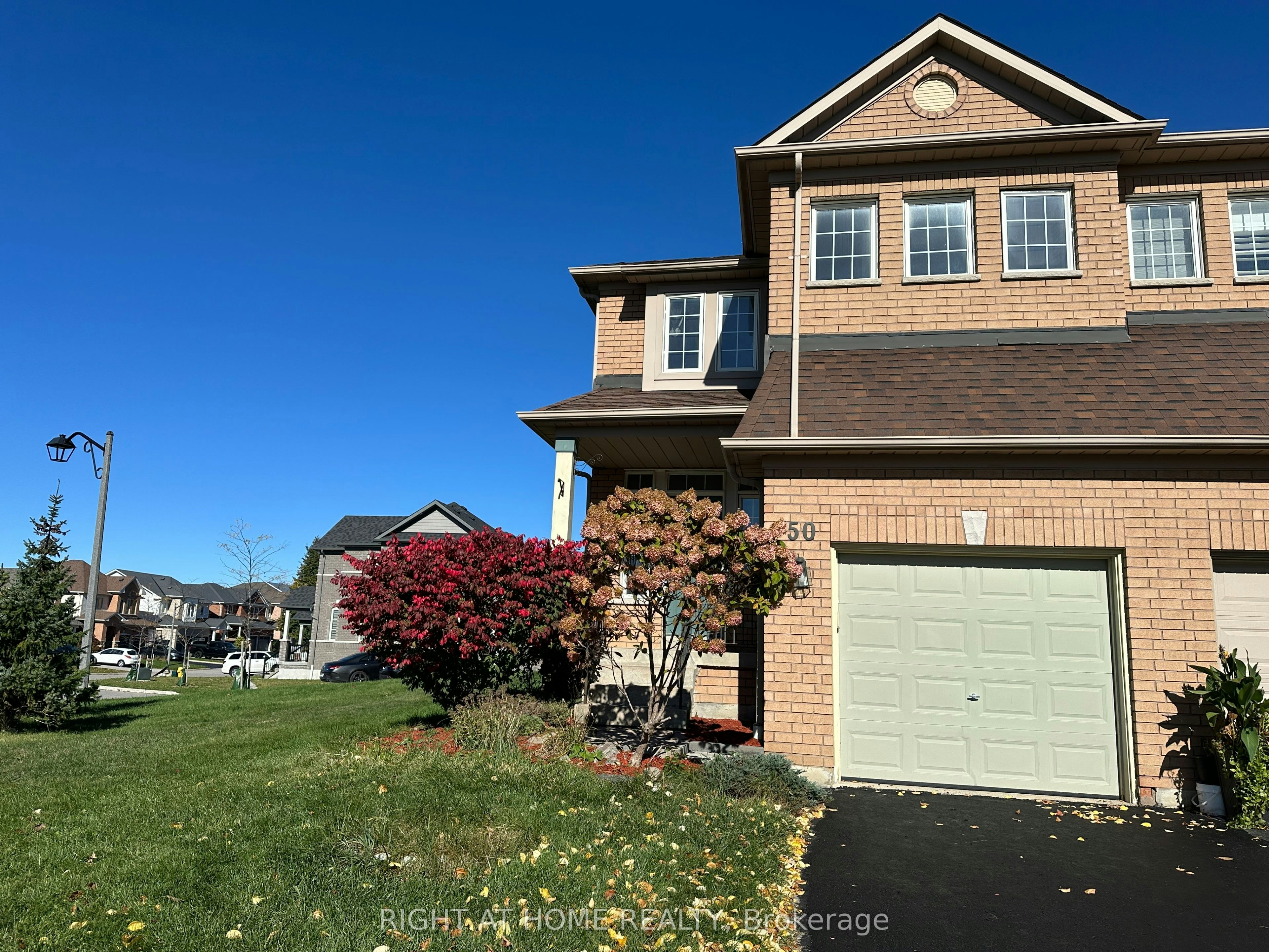 50 Blacksmith Lane, Whitby, ON, L1P 1N1 - 2