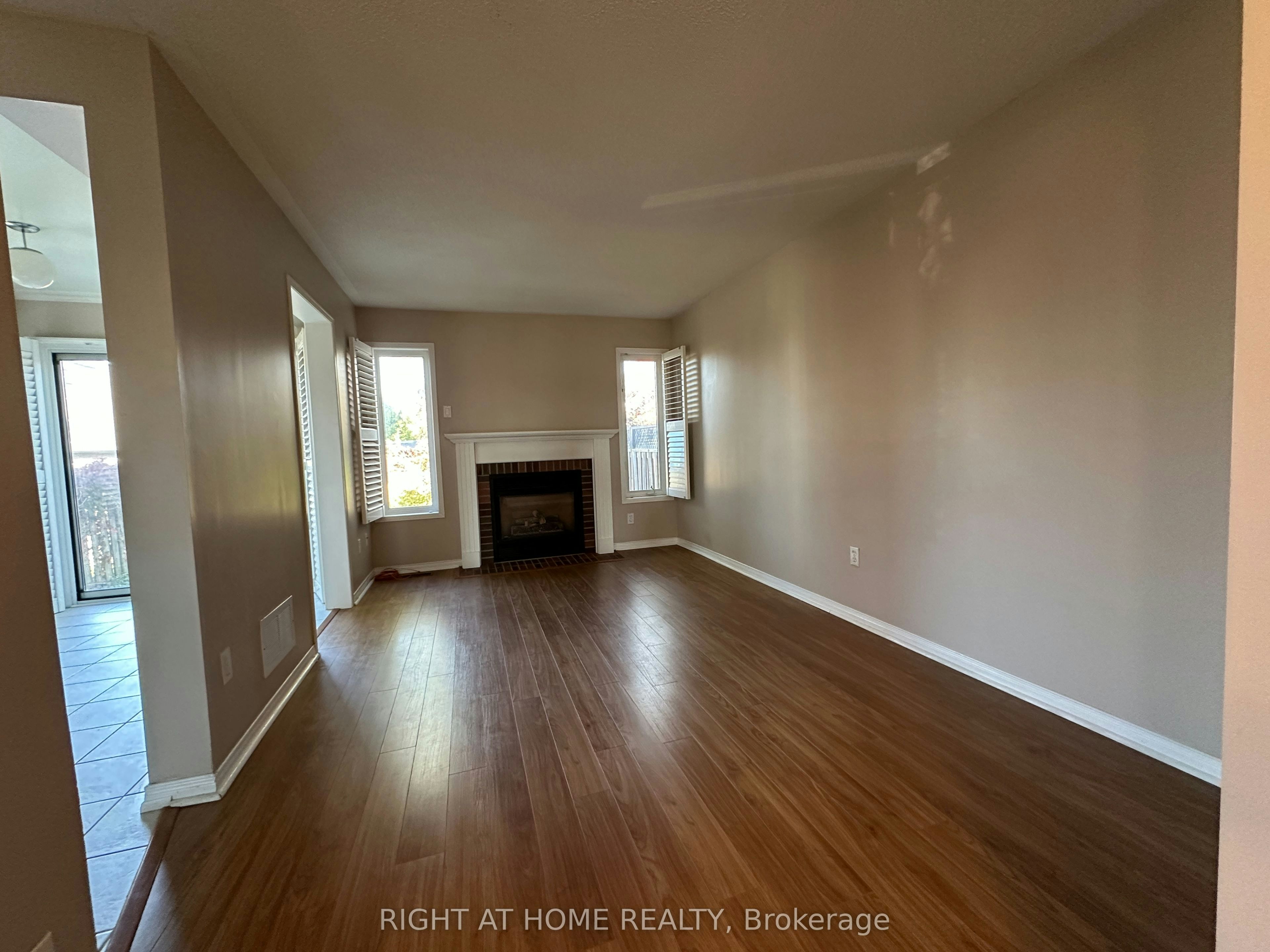 50 Blacksmith Lane, Whitby, ON, L1P 1N1 - 6