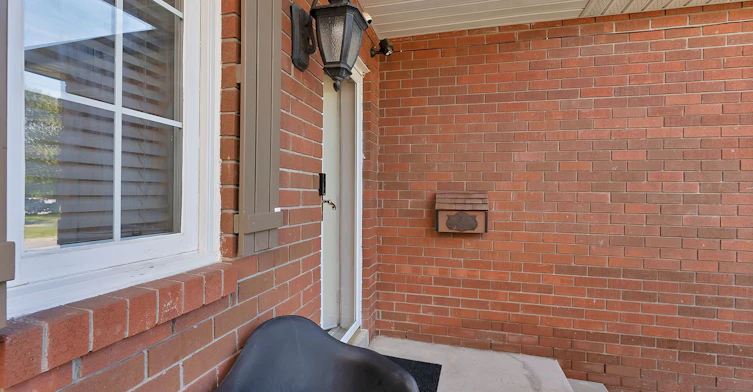 83 Crawforth Street, Whitby, ON, L1N 9K9 - 3
