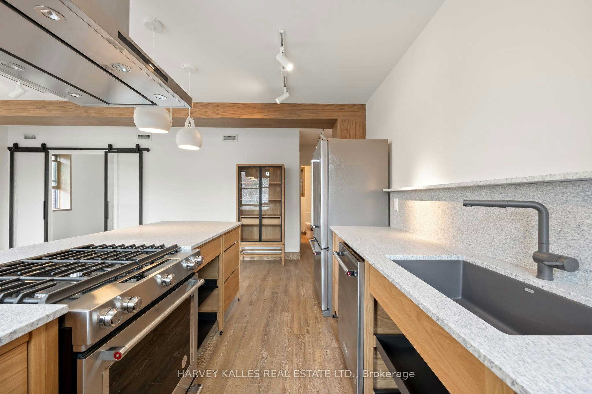 2-663 Greenwood Avenue, Toronto, ON, M4J 4B3 - 6