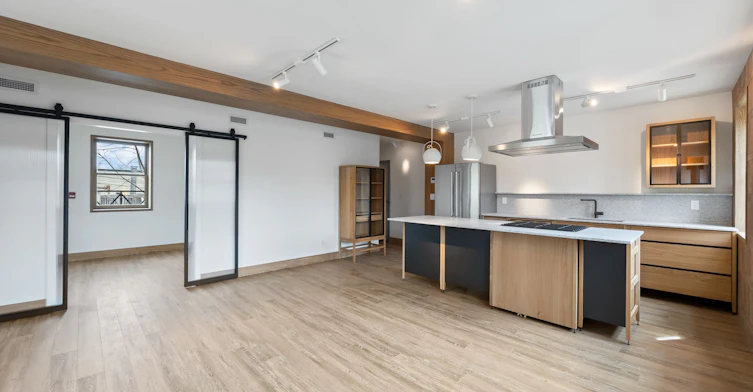 2-663 Greenwood Avenue, Toronto, ON, M4J 4B3 - 12
