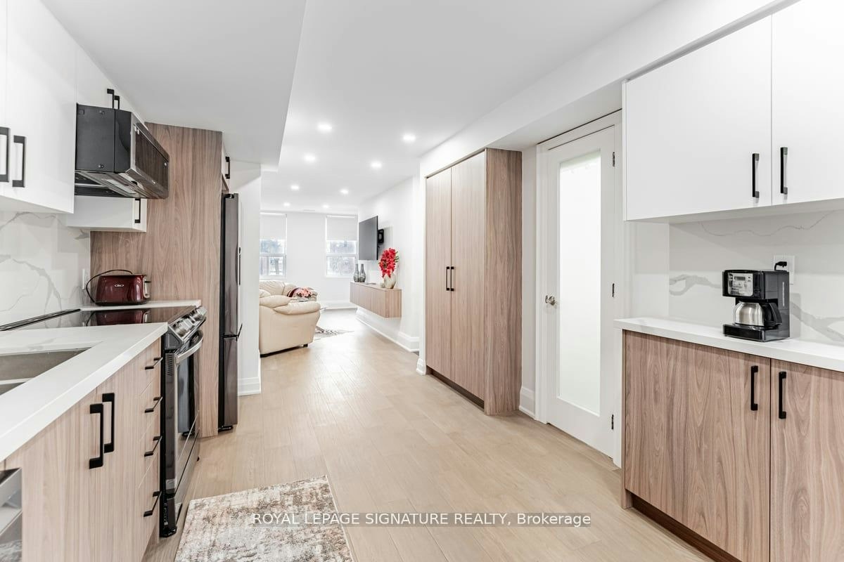 upper-851 O'connor Drive, Toronto, ON, M4B 2S7 - 6