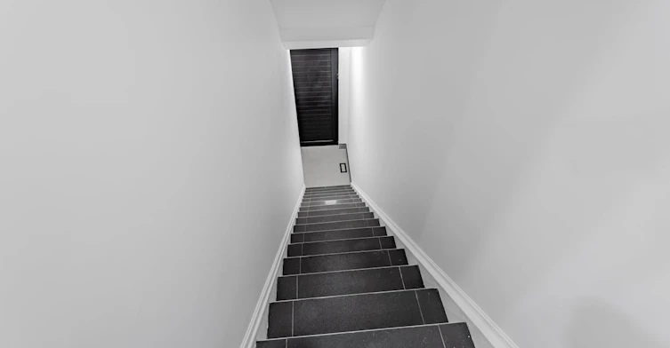 upper-851 O'connor Drive, Toronto, ON, M4B 2S7 - 22
