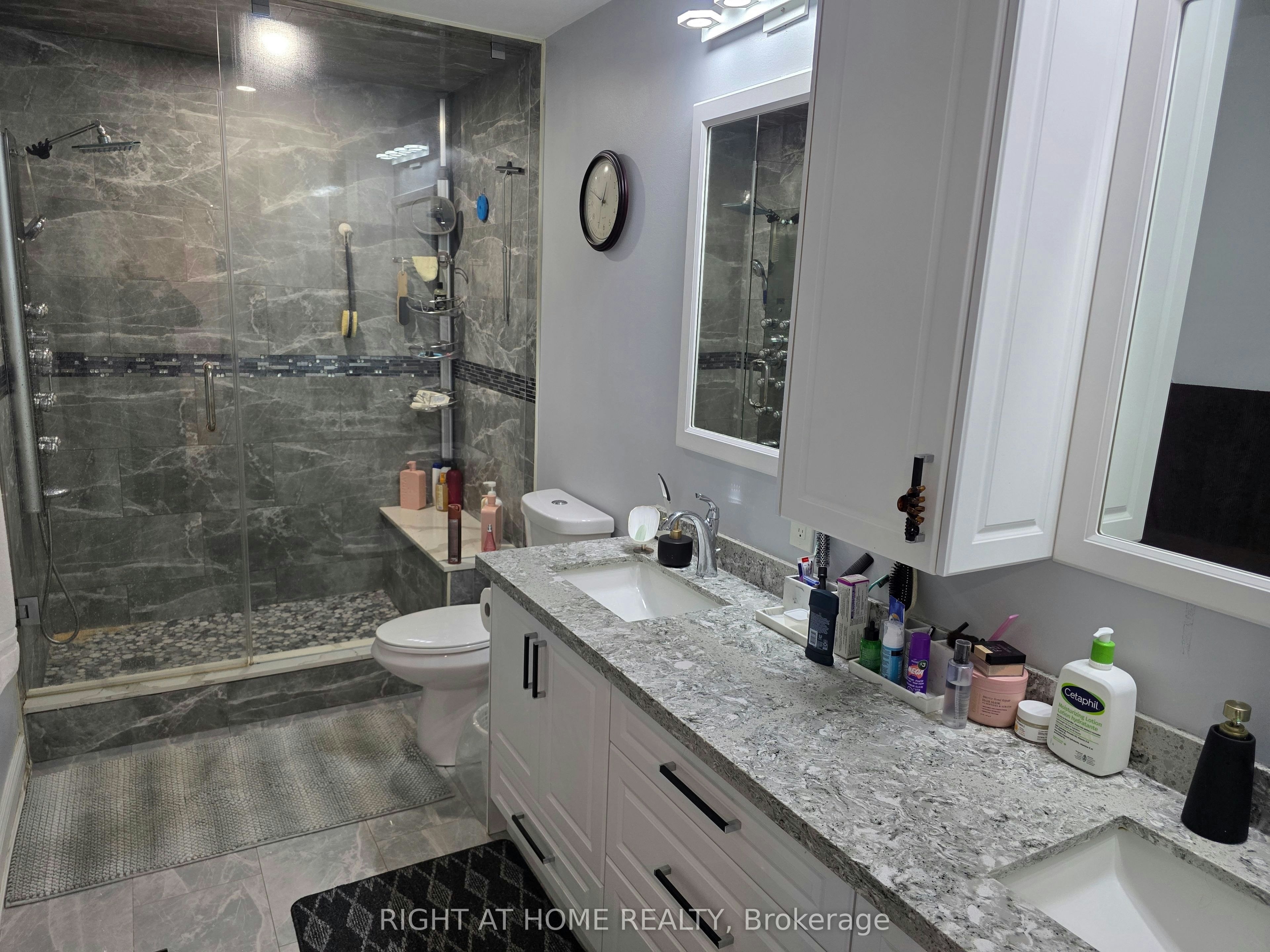 16 Griffiths Drive, Ajax, ON, L1T 3J4 - 22