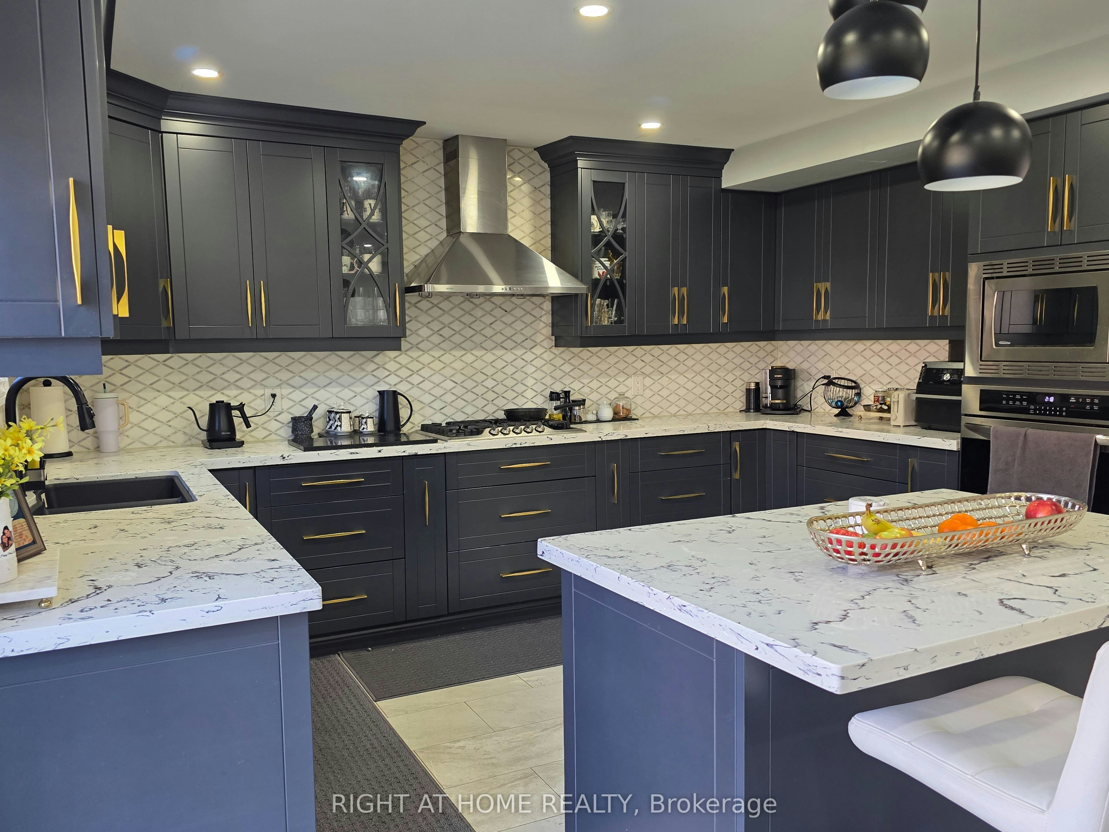 16 Griffiths Drive, Ajax, ON, L1T 3J4 - 5