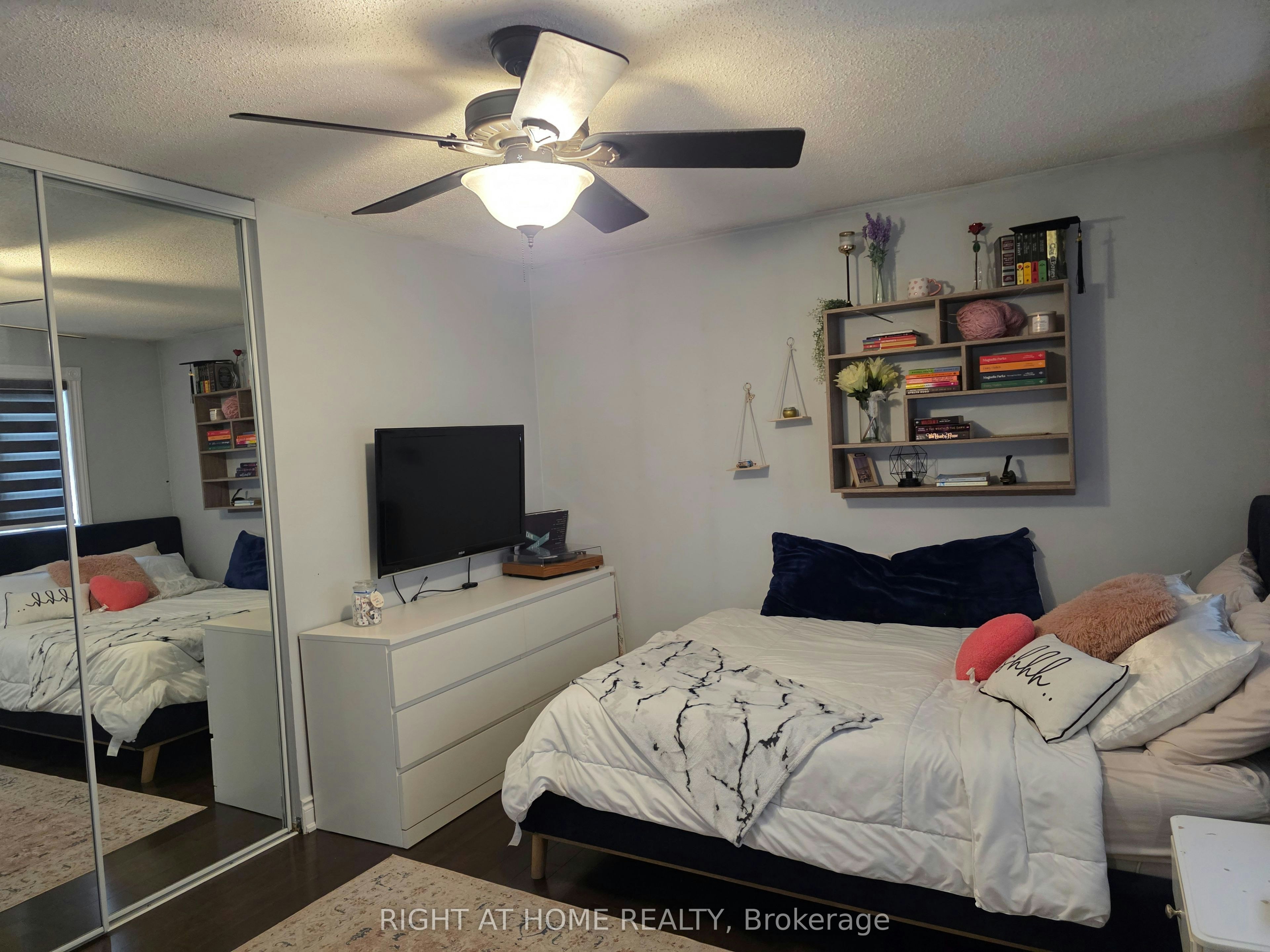 16 Griffiths Drive, Ajax, ON, L1T 3J4 - 19