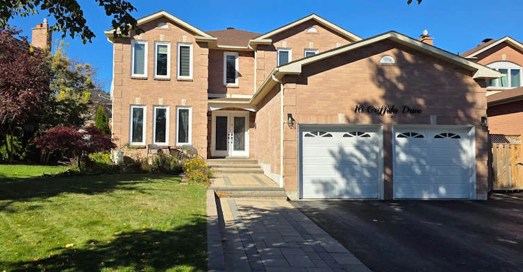 16 Griffiths Drive, Ajax, ON, L1T 3J4