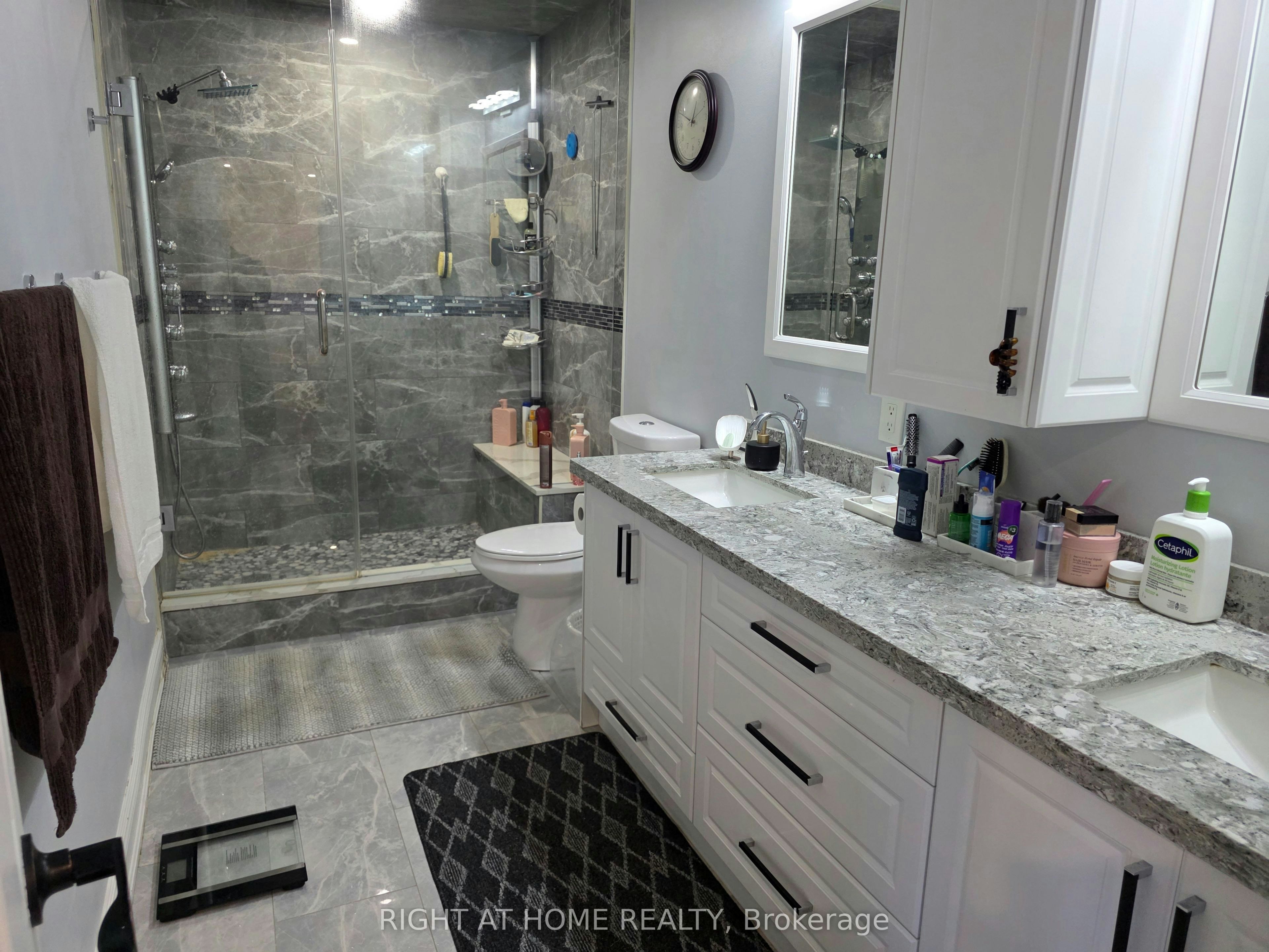 16 Griffiths Drive, Ajax, ON, L1T 3J4 - 21