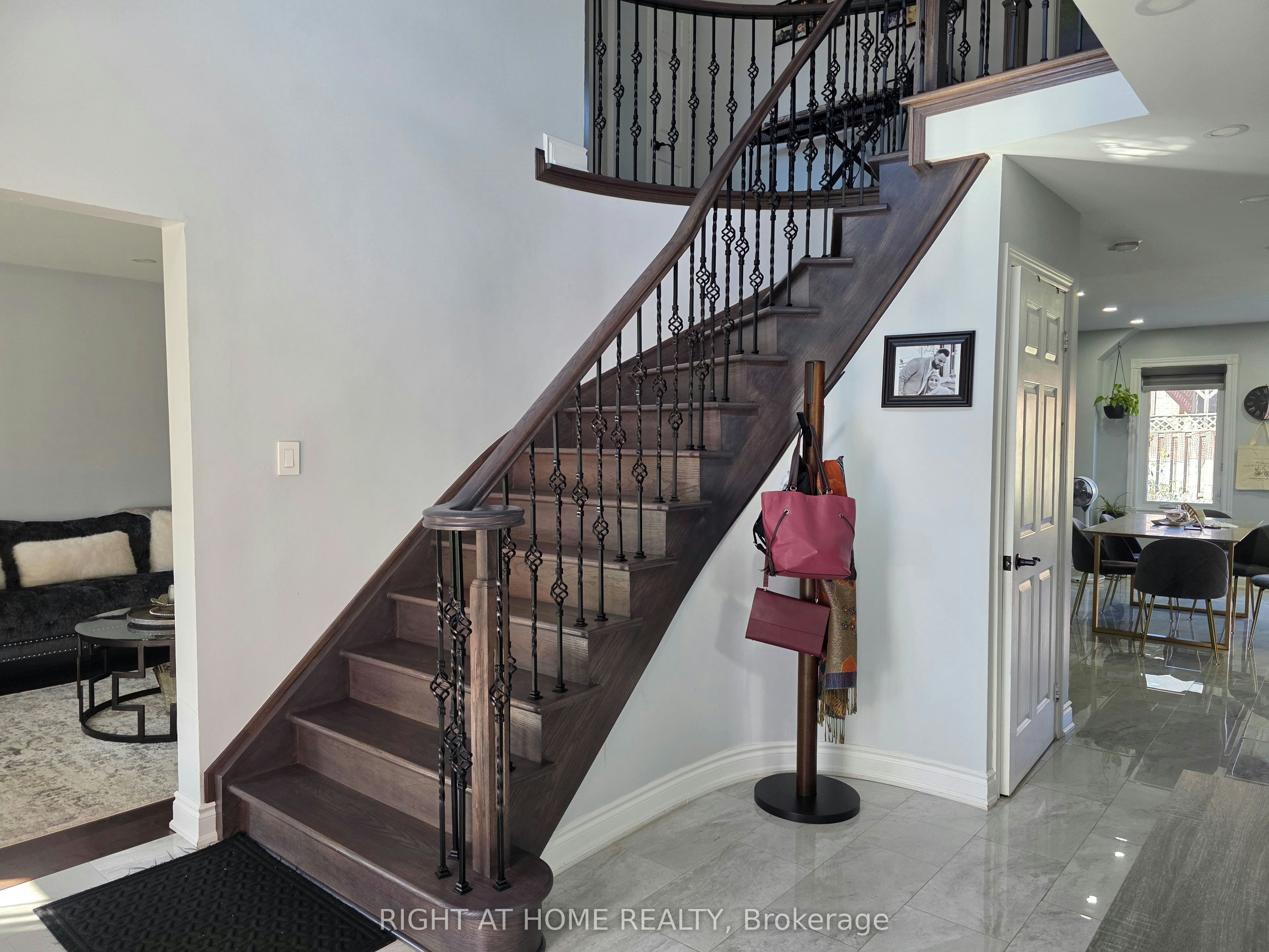 16 Griffiths Drive, Ajax, ON, L1T 3J4 - 4