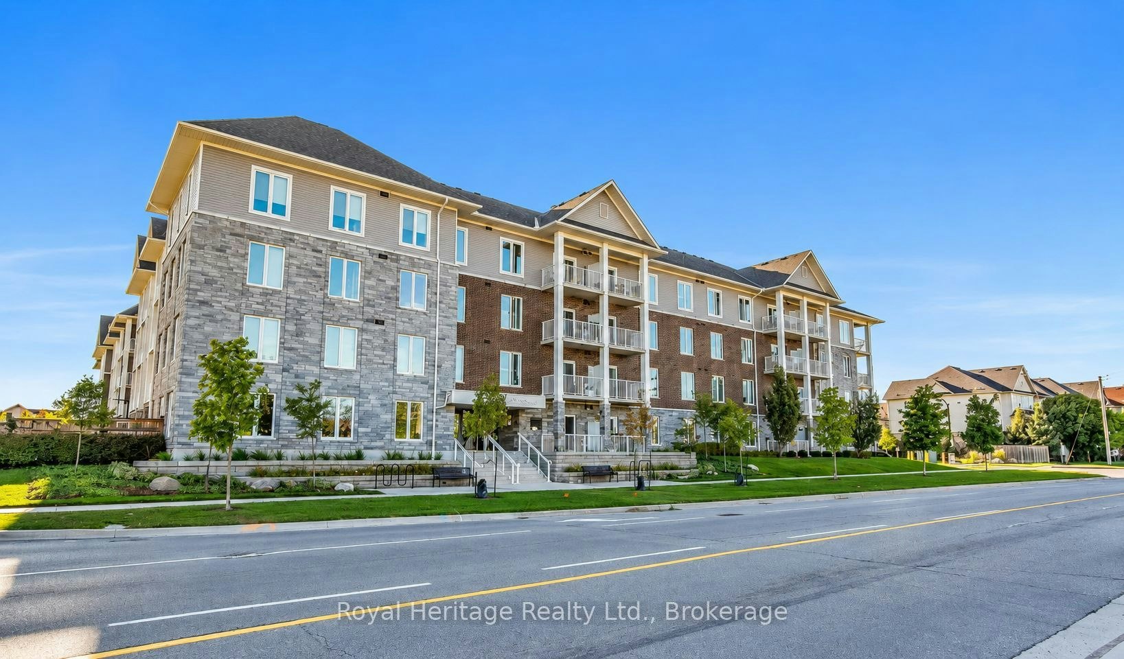215-290 Liberty Street N, Clarington, ON, L1C 0V5