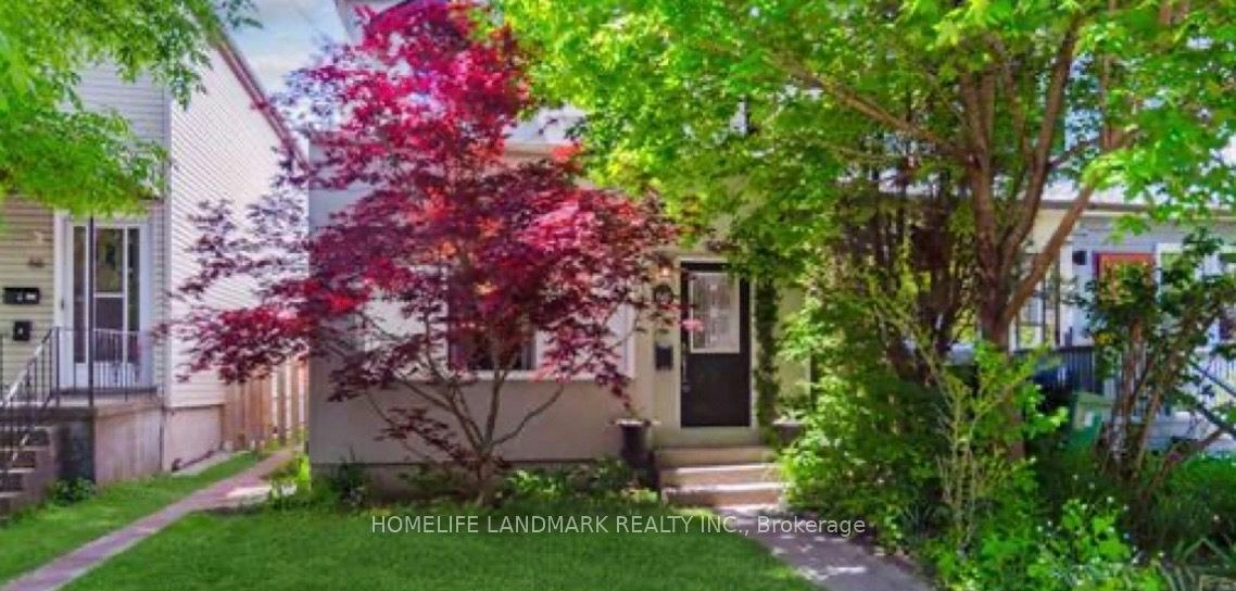 68 Hastings Avenue, Toronto, ON, M4L 2L2