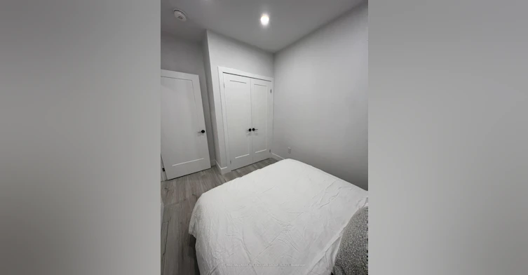 BSMT-B-16 Minto Street, Toronto, ON, M4L 1B6 - 11