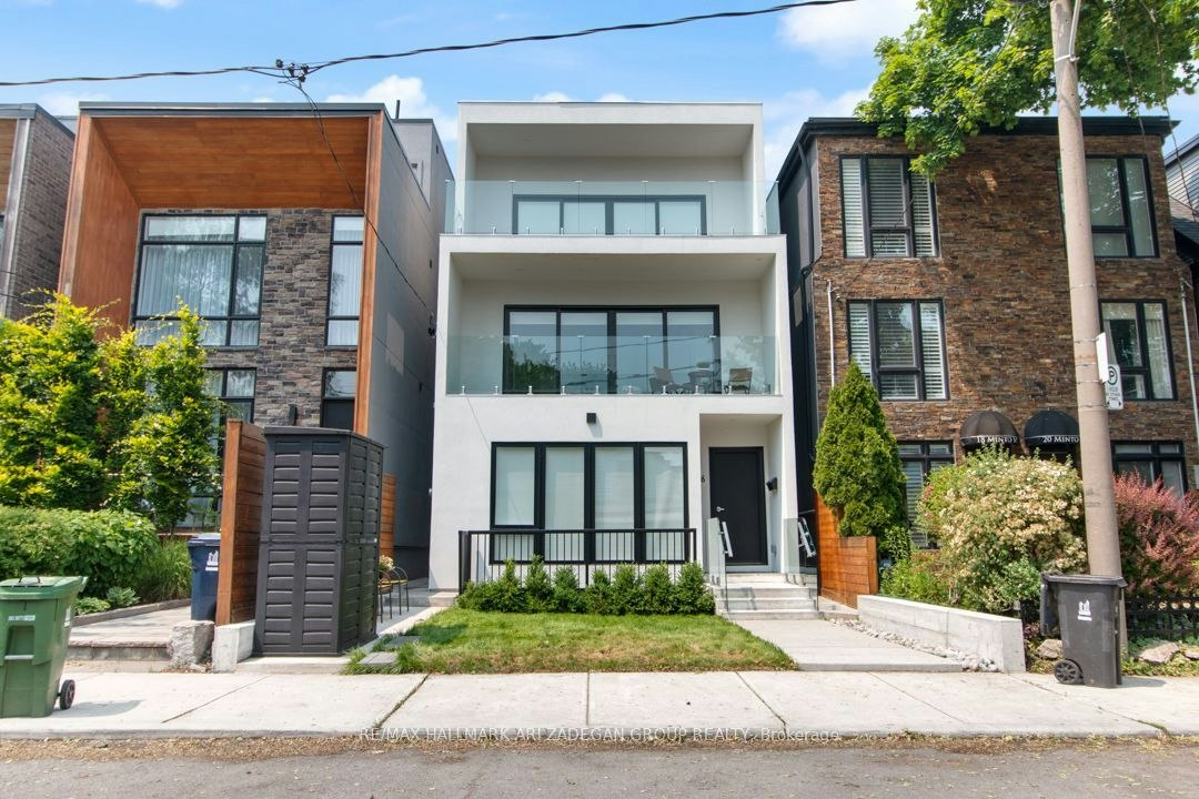 BSMT-B-16 Minto Street, Toronto, ON, M4L 1B6
