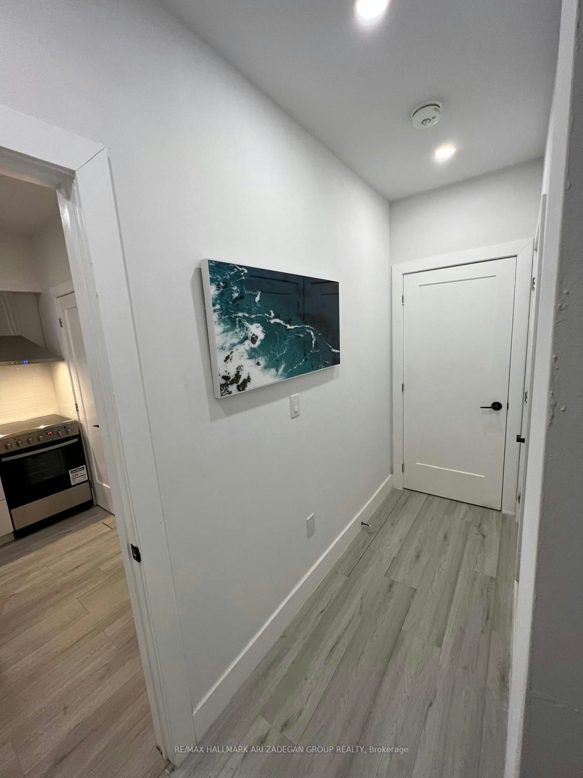 BSMT-B-16 Minto Street, Toronto, ON, M4L 1B6 - 15