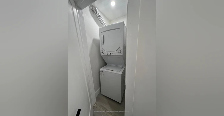 BSMT-B-16 Minto Street, Toronto, ON, M4L 1B6 - 16