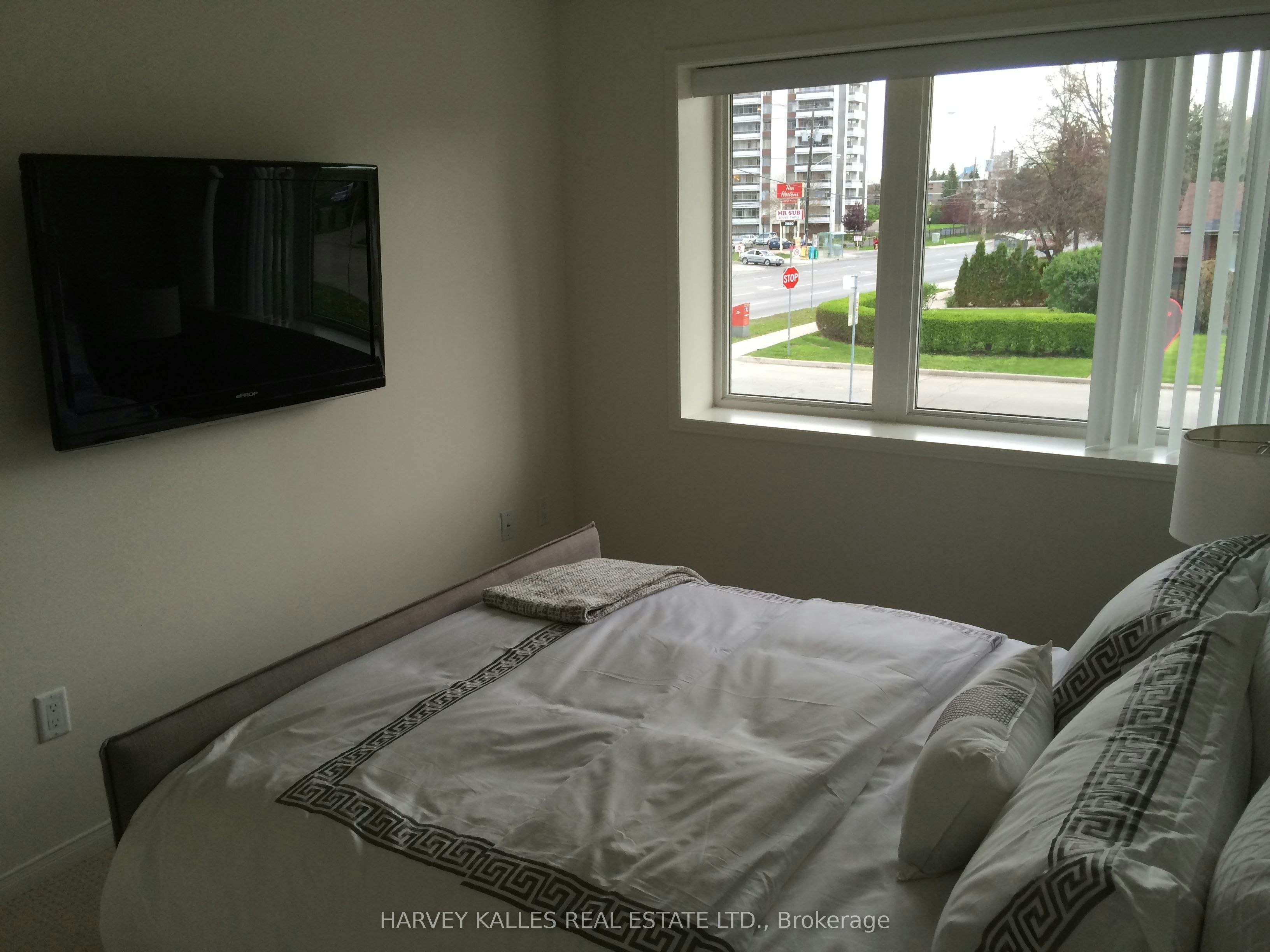 09-1955 Victoria Park Avenue, Toronto, ON, M1R 0C9 - 4