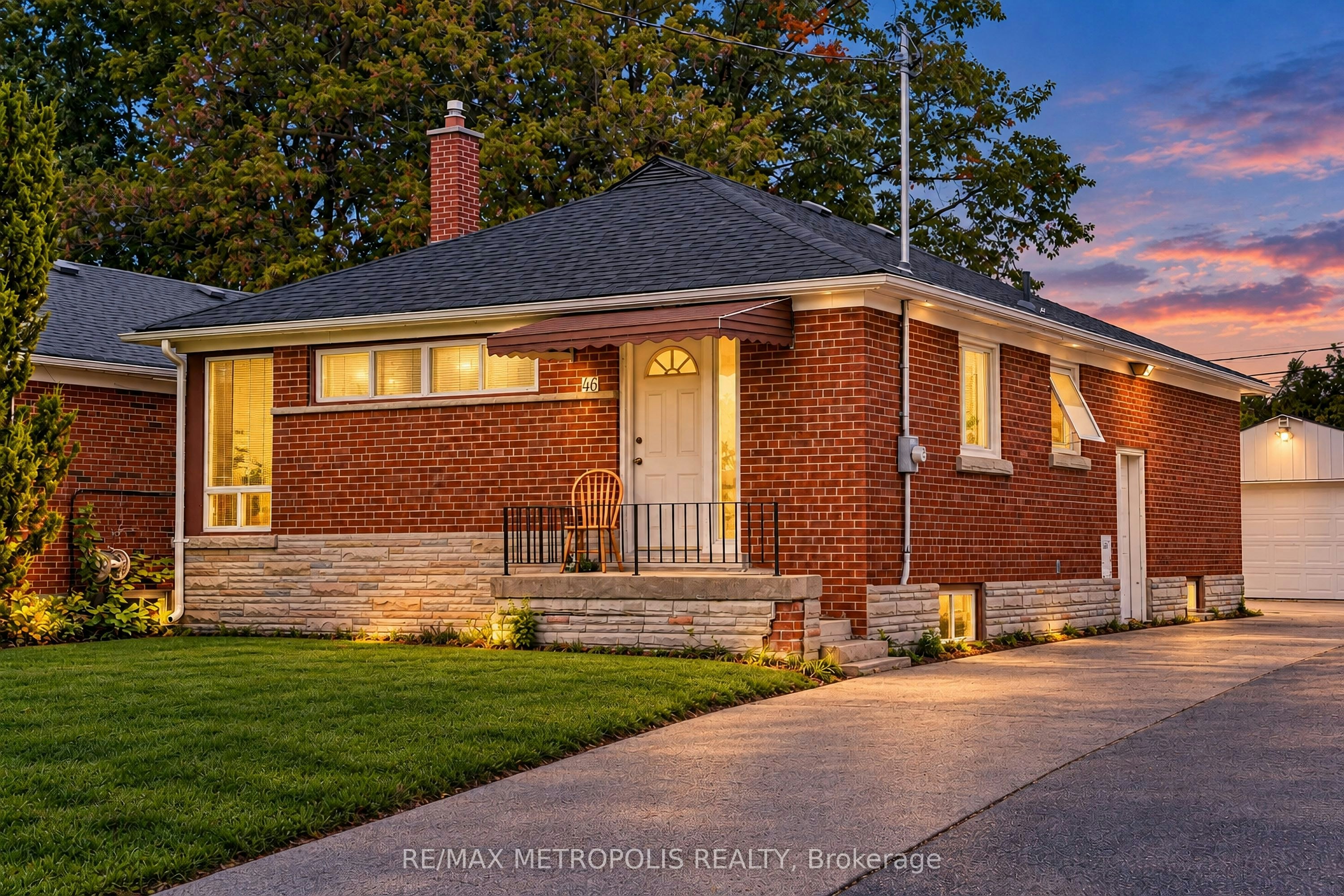 46 Miramar Crescent, Toronto, ON, M1J 1R4