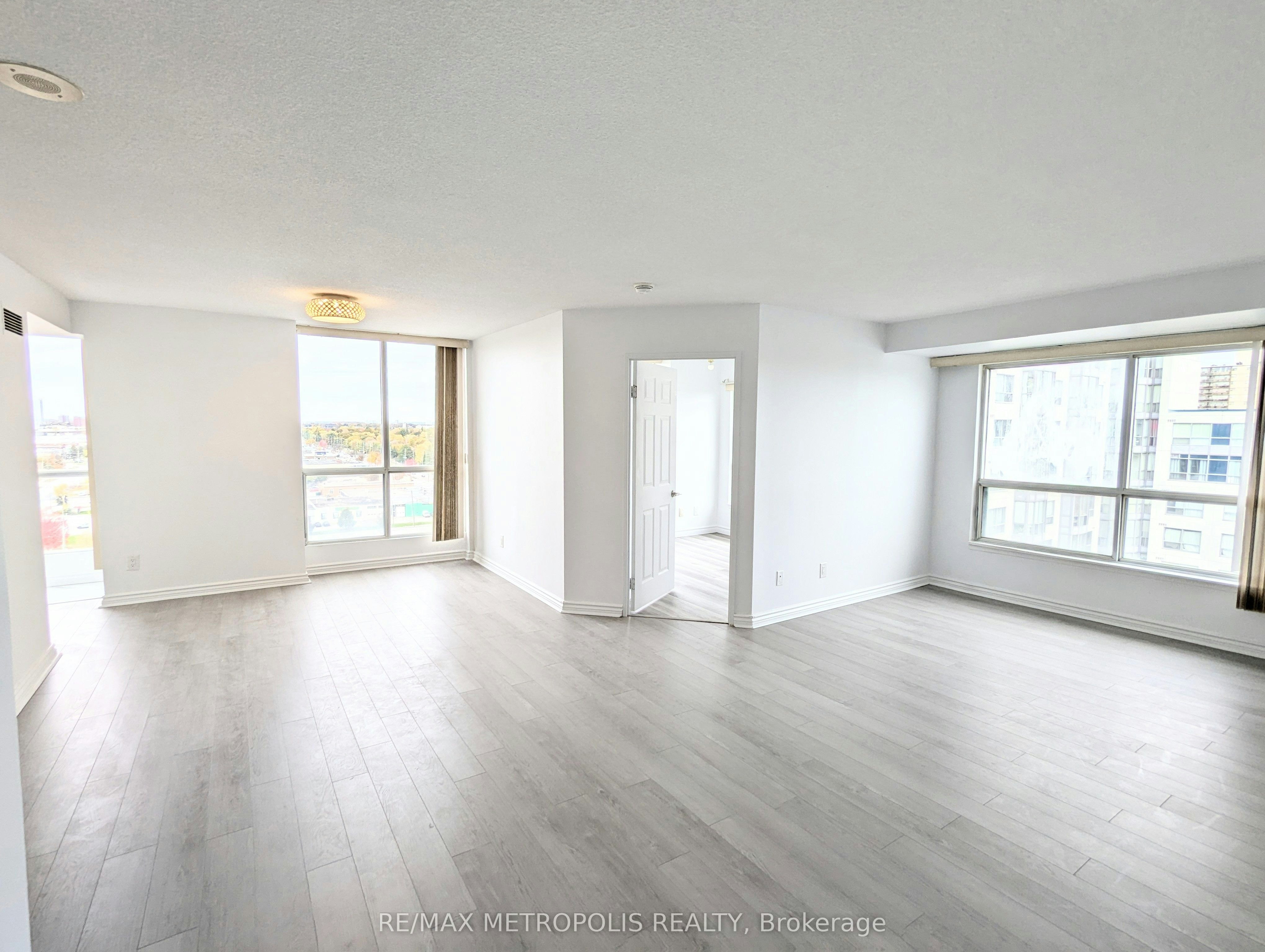 1202-2550 Lawrence Avenue E, Toronto, ON, M1P 2R7 - 11