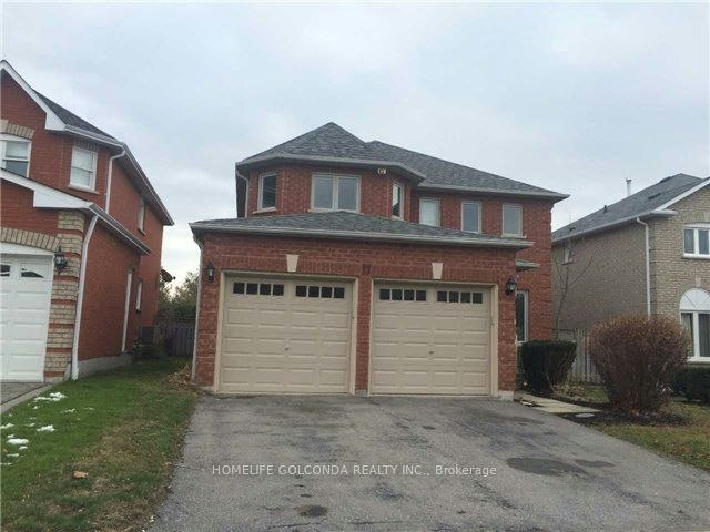 17 Hartrick Place, Whitby, ON, L1R 2C3 - 2