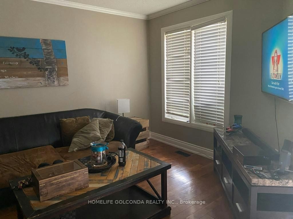 17 Hartrick Place, Whitby, ON, L1R 2C3 - 7