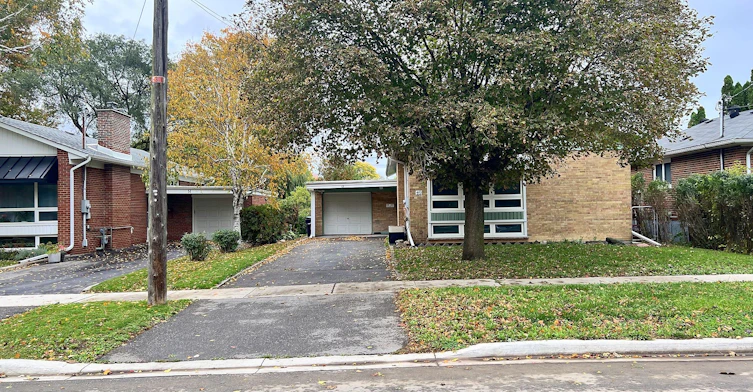 49 Tedford Drive, Toronto, ON, M1R 1M2 - 2
