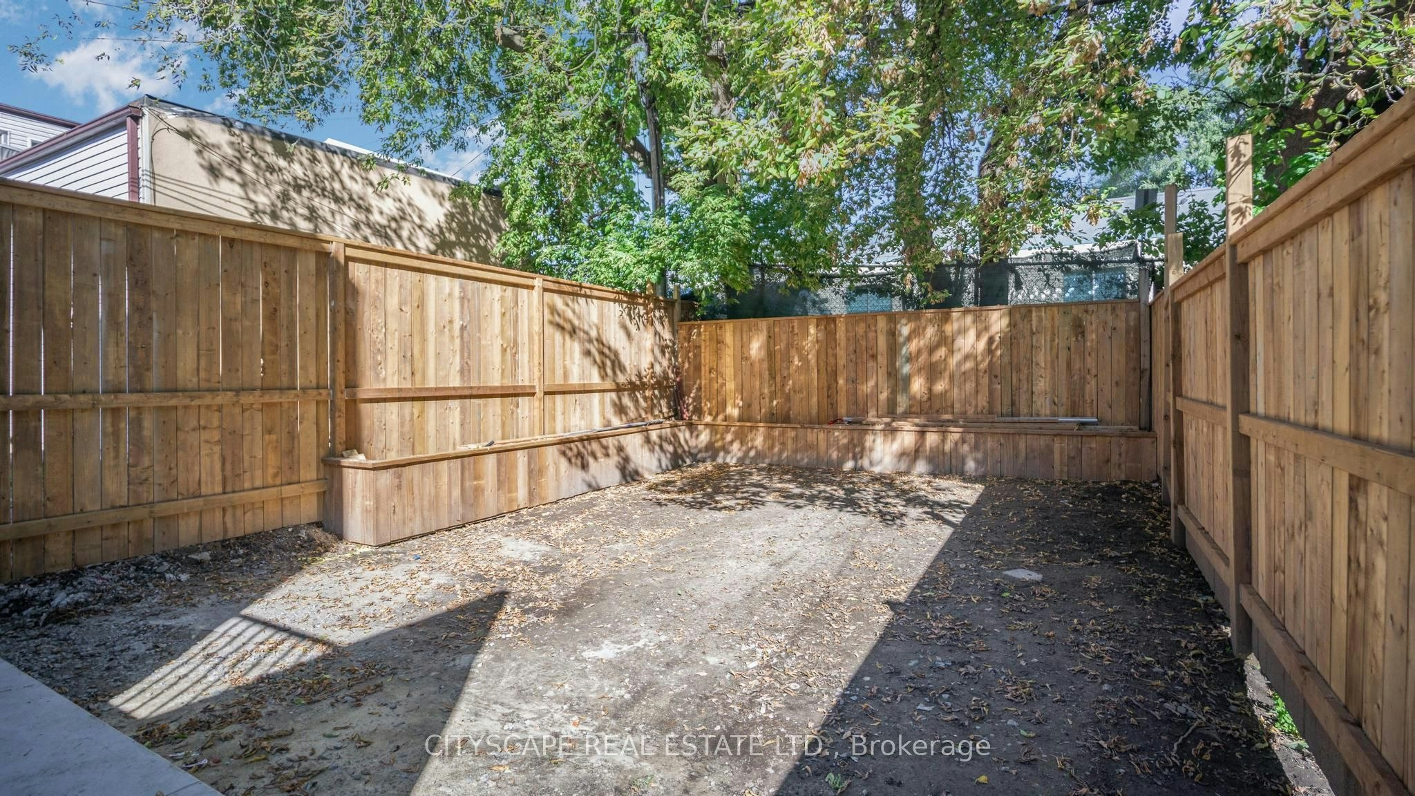 39 Kenworthy Avenue, Toronto, ON, M1L 3B1 - 28