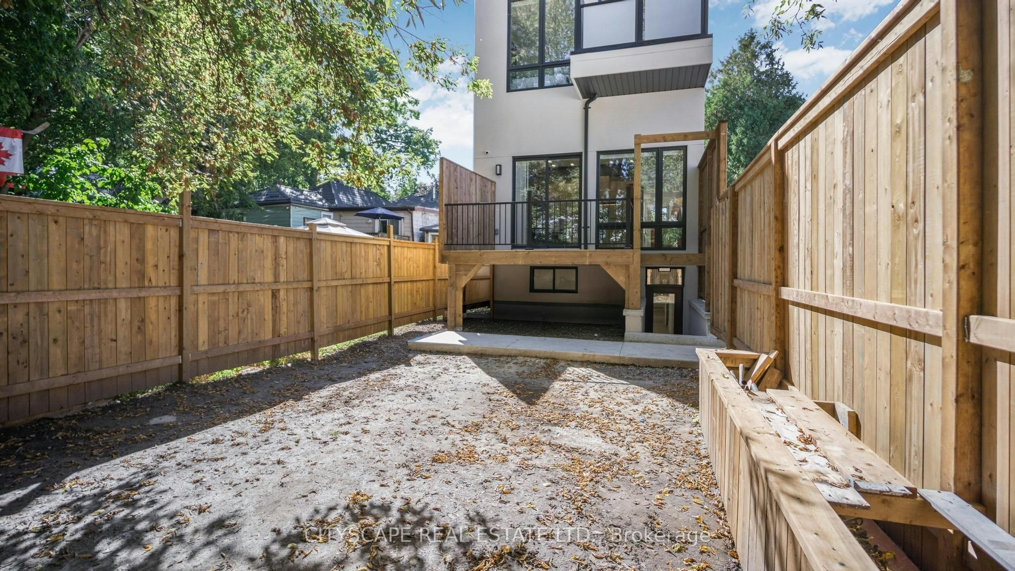 39 Kenworthy Avenue, Toronto, ON, M1L 3B1 - 27