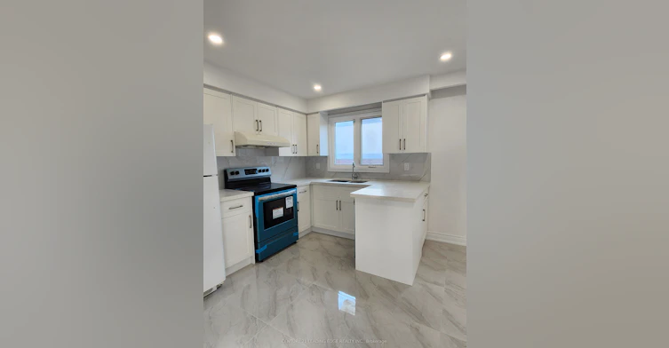 Main-959 Huntingwood Drive S, Toronto, ON, M1S 1K3 - 10