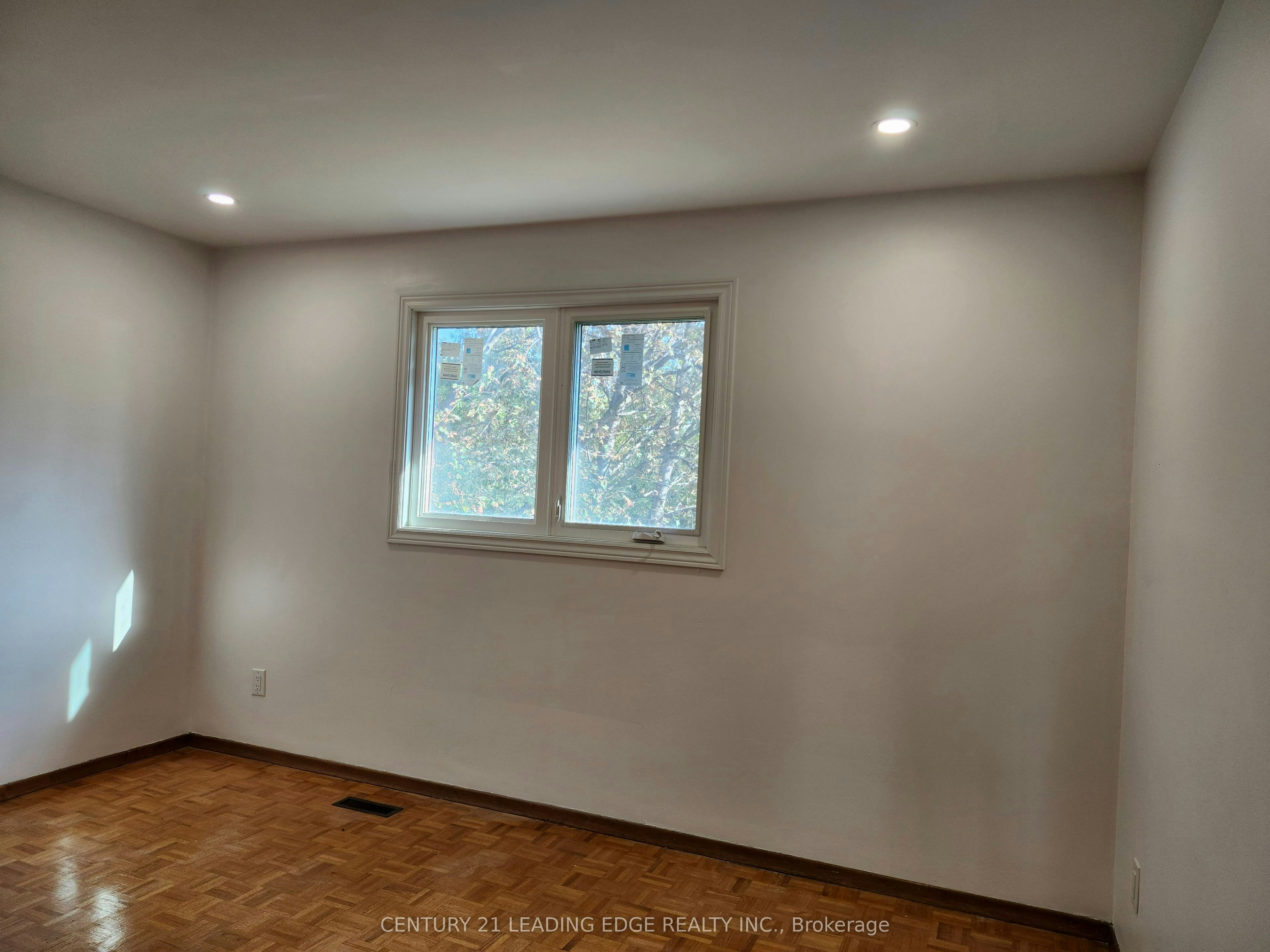 Main-959 Huntingwood Drive S, Toronto, ON, M1S 1K3 - 14