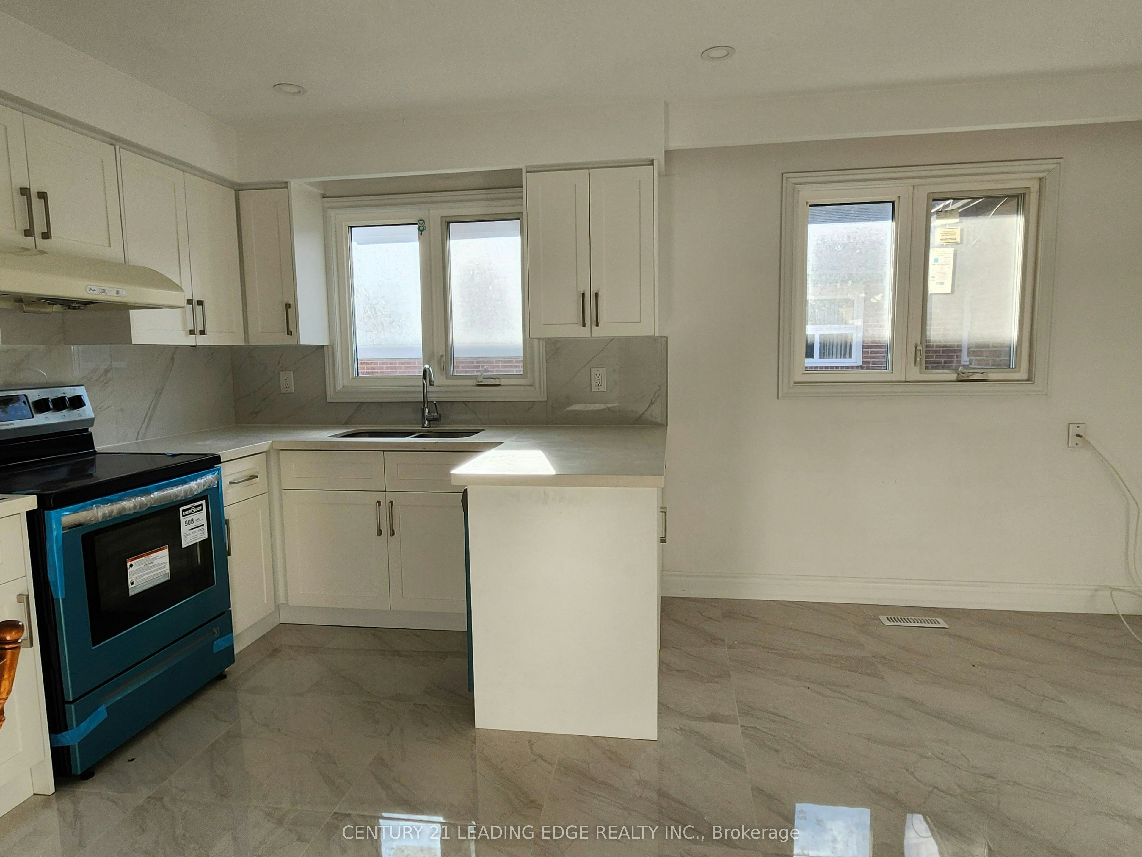 Main-959 Huntingwood Drive S, Toronto, ON, M1S 1K3 - 9