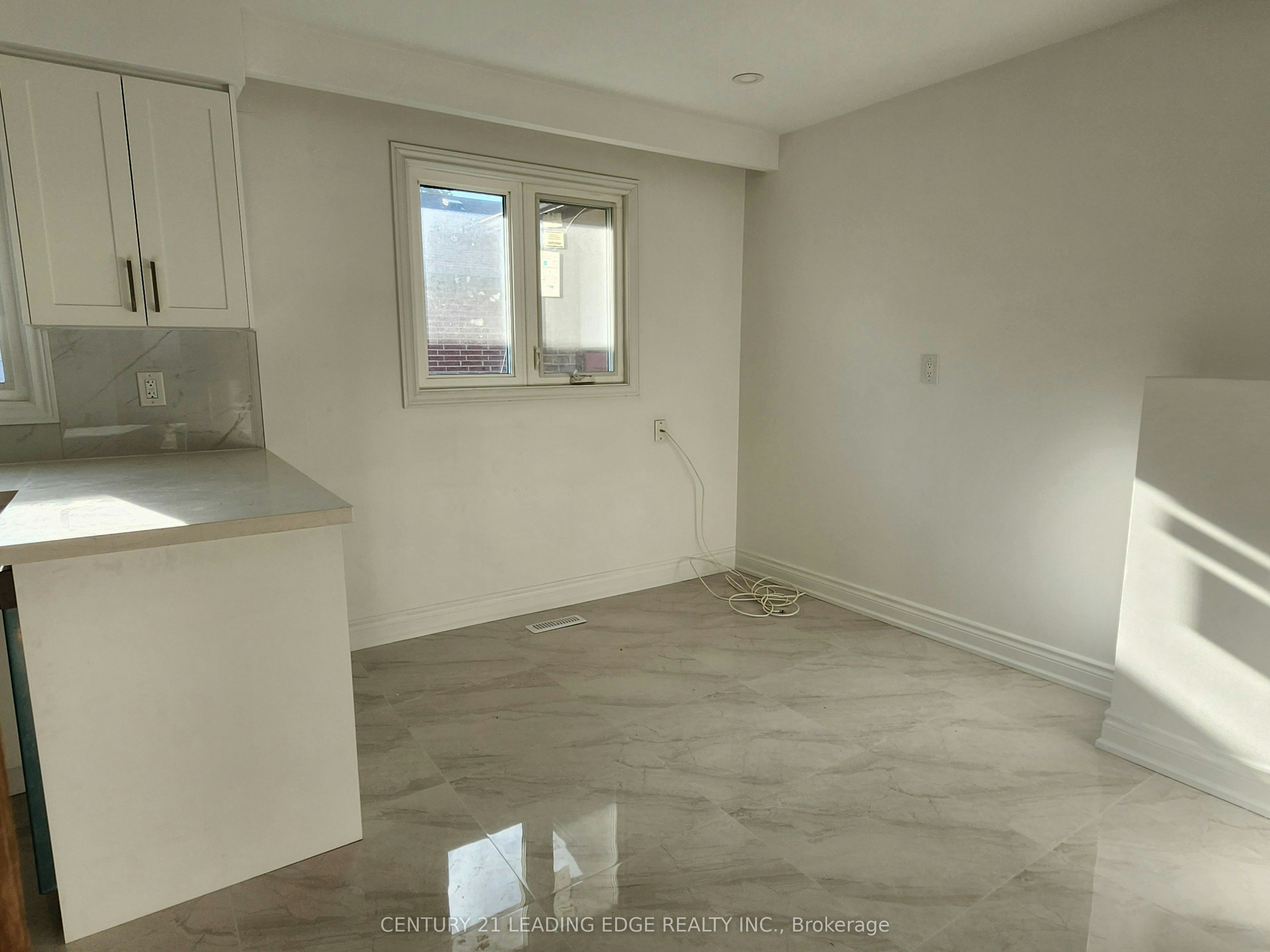 Main-959 Huntingwood Drive S, Toronto, ON, M1S 1K3 - 8