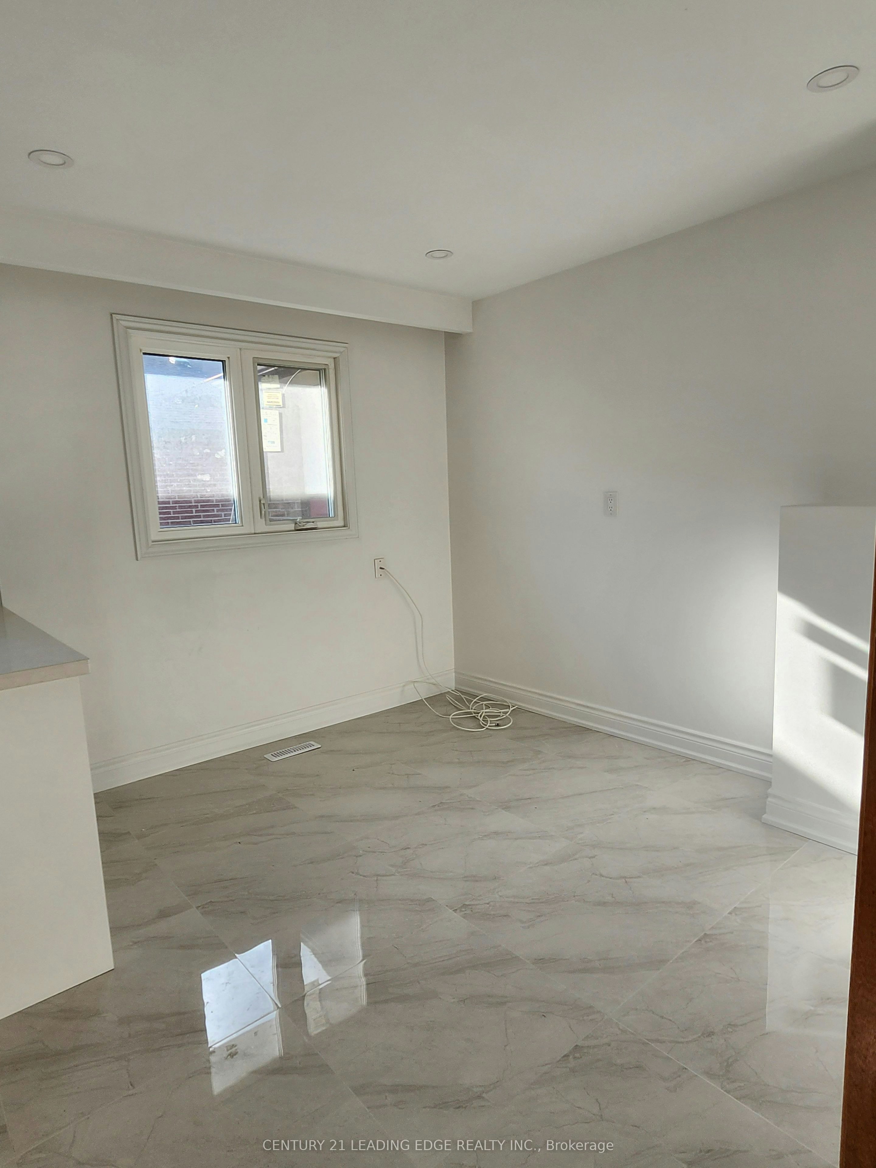 Main-959 Huntingwood Drive S, Toronto, ON, M1S 1K3 - 7