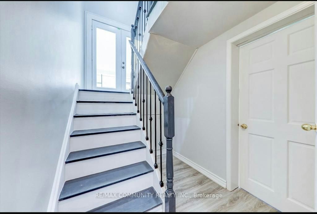 BSMT-822 Central Park Boulevard N, Oshawa, ON, L1G 6B1 - 10