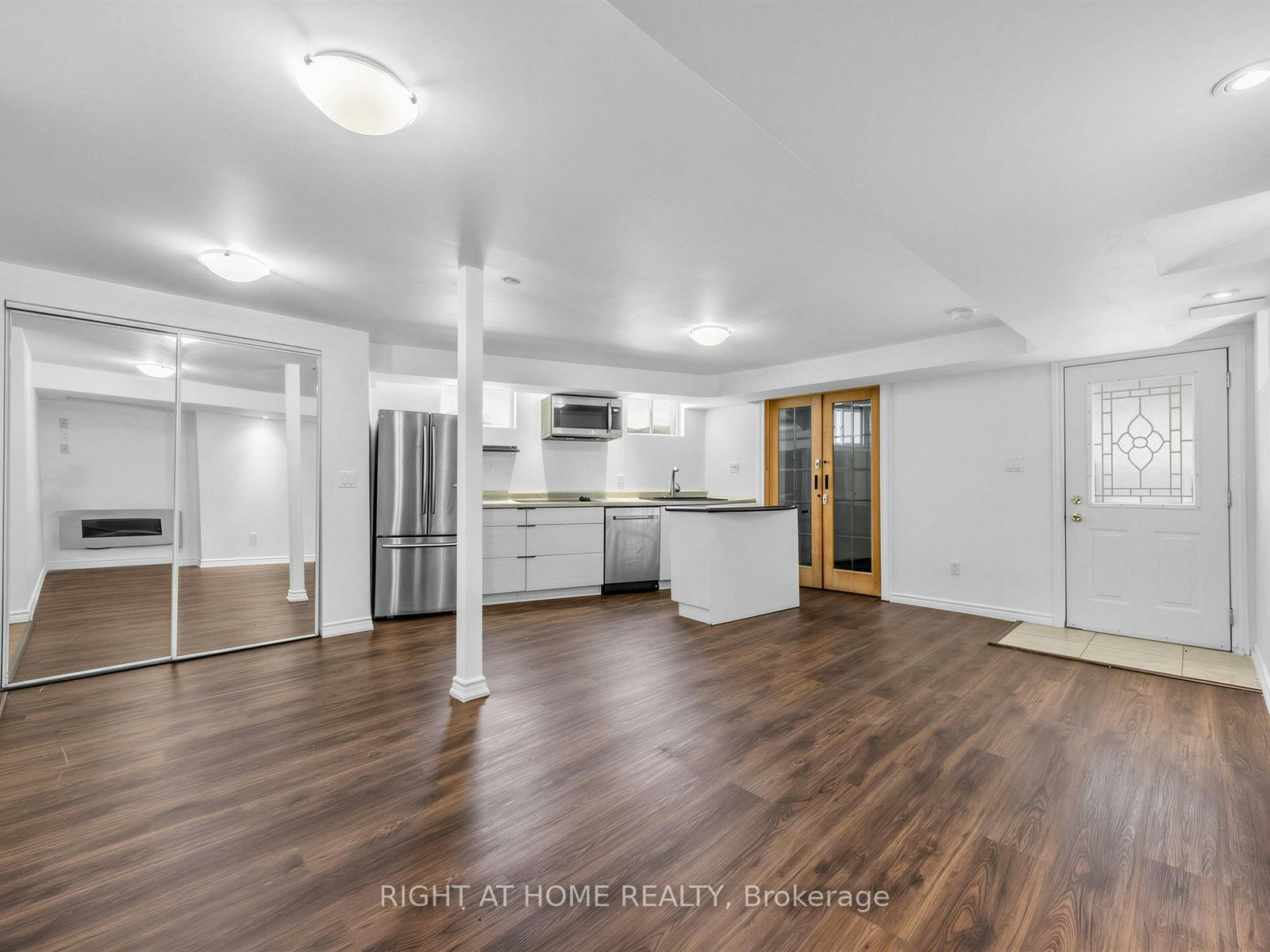 Lower-20 Kildonan Drive, Toronto, ON, M1N 3B5 - 4