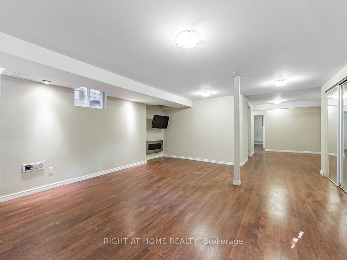 Lower-20 Kildonan Drive, Toronto, ON, M1N 3B5 - 5